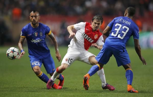 2015-04-22t193048z_456712327_lr2eb4m1i71ah_rtrmadp_3_soccer-champions_reuters