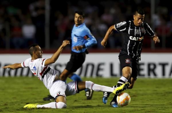 2015-04-23t030057z_5532066_gf10000069463_rtrmadp_3_soccer-libertadores_reuters