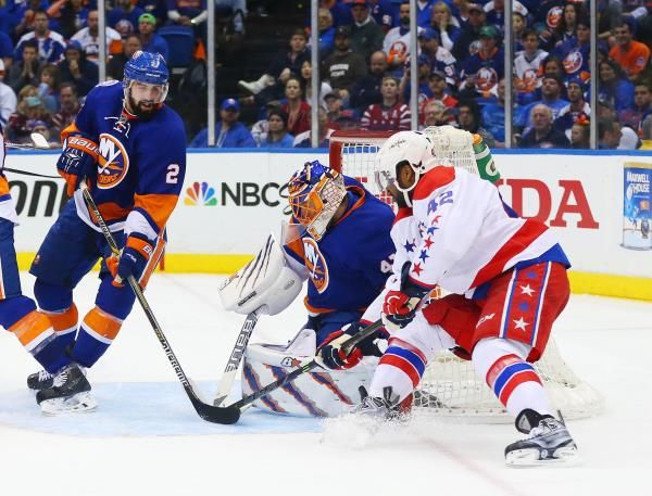 2015-04-25t233137z_1165955930_nocid_rtrmadp_3_nhl-stanley-cup-playoffs-washington-capitals-at-new-york-islanders_reuters