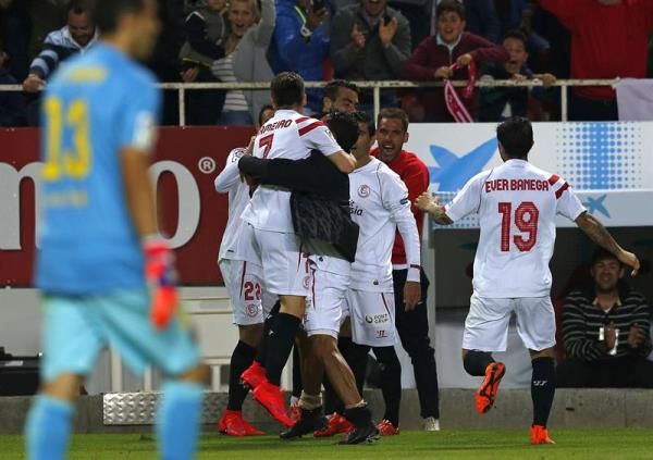 20150411-635643863930145563w_efe