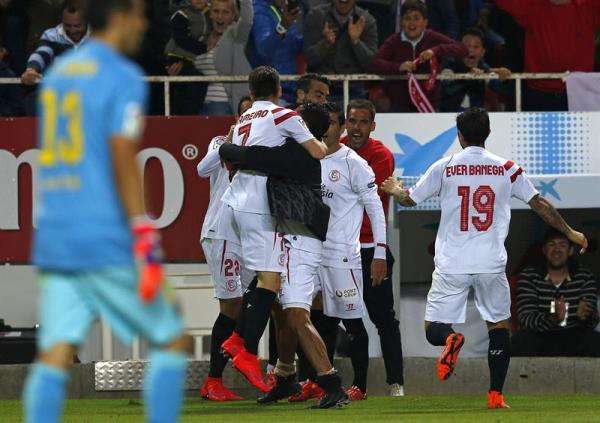 20150411-635643863930145563w_efe