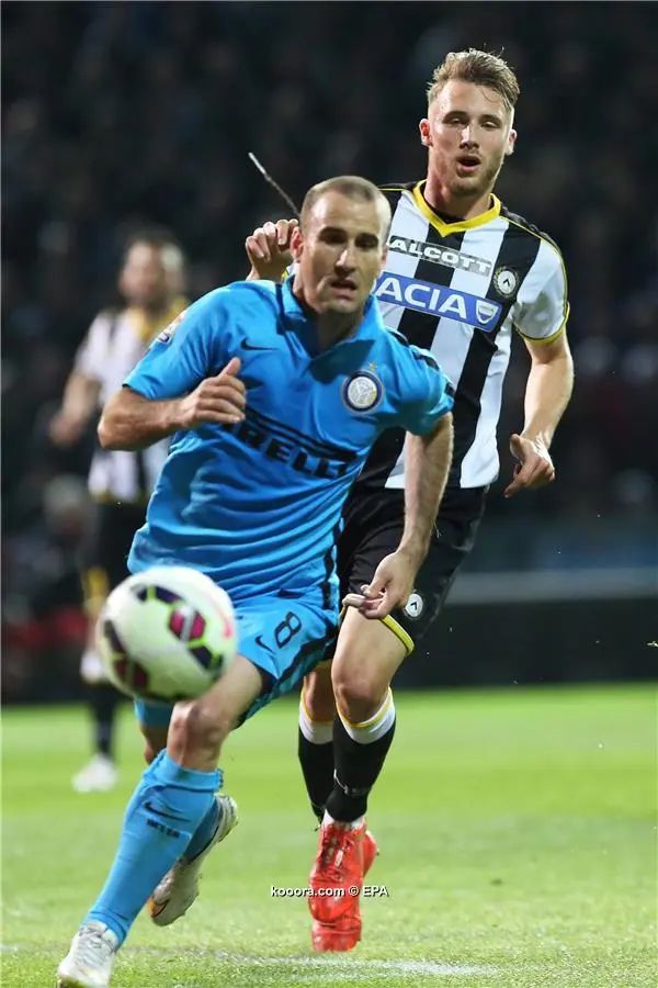 ?i=albums%2fmatches%2f642758%2f2015-04-28-04724661_epa