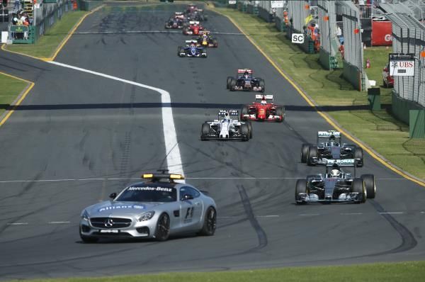 2015-03-15t064848z_968037754_sr1eb3f0iwz3v_rtrmadp_3_motor-racing-prix_reuters