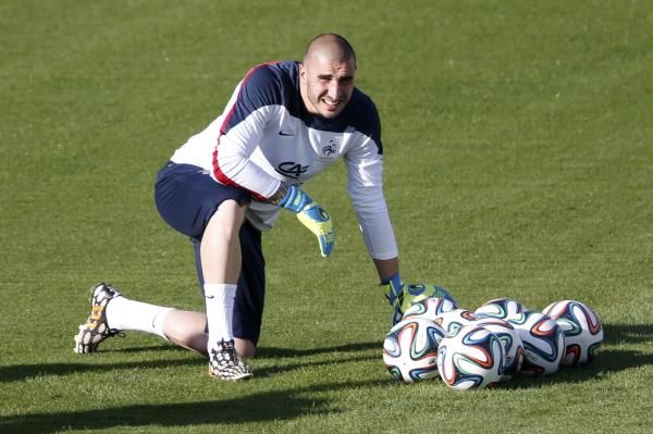 2014-06-16t200011z_276540453_tb3ea6g1m6zu1_rtrmadp_3_brazil-worldcup-france_reuters