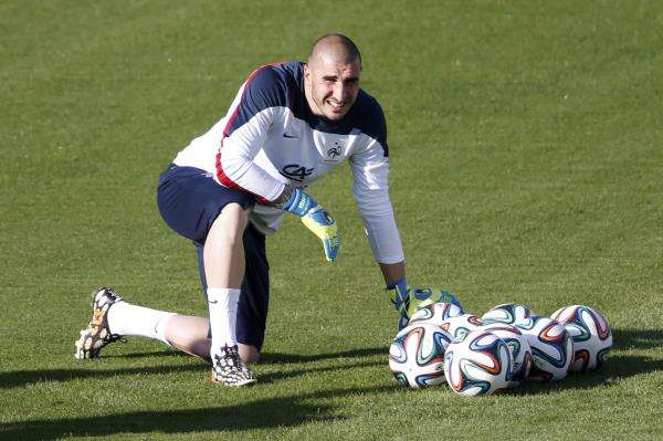 2014-06-16t200011z_276540453_tb3ea6g1m6zu1_rtrmadp_3_brazil-worldcup-france_reuters