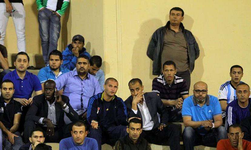 من وقفة نجوم الزمن الجميل خلف الفيصلي