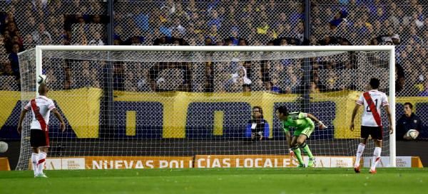 2015-05-03t222534z_689113083_gf10000083060_rtrmadp_3_soccer-argentina_reuters