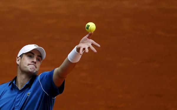 2015-05-04t140201z_1712015335_gf10000083600_rtrmadp_3_spain-tennis_reuters