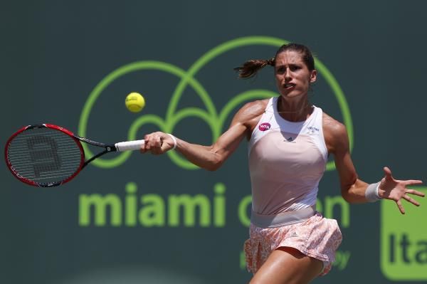 2015-04-02t192450z_1650083137_nocid_rtrmadp_3_tennis-miami-open-petkovic-v-navarro_reuters