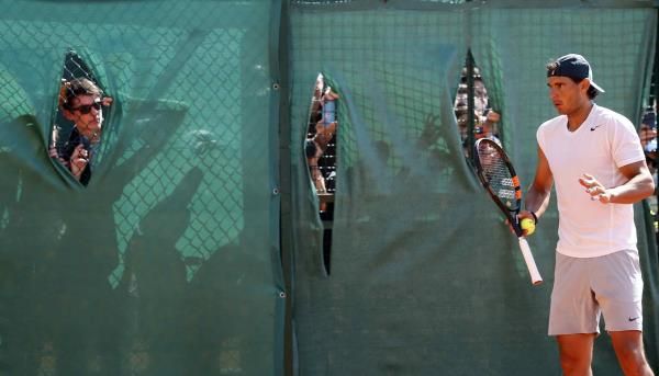 2015-04-13t111414z_183052335_pm1eb4d0zq701_rtrmadp_3_tennis-men-monte-carlo_reuters