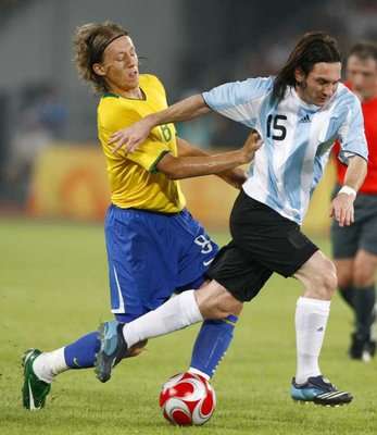 ميسي فعل مايريد بالكرة