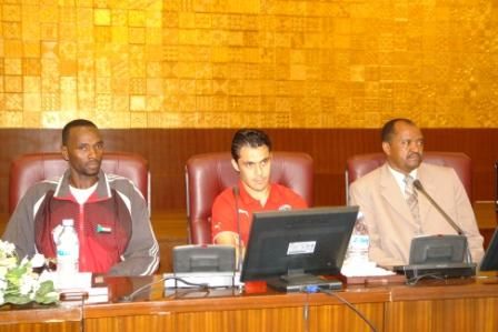 محمد عبدالله مازدا مدرب السودان ، المصري أحمد حسن والسوداني مجاهد أحمد