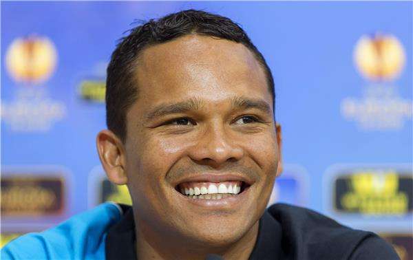 كارلوس باكا