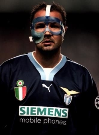 2010-11-29-15-06-31-1-mihajlovic-is-currently-the-coach-of-fiorentina