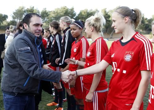 2011-04-132011-04-13t184432z_01_amm26_rtridsp_3_soccer_reuters