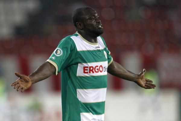 2012-08-18t203415z_2124095765_bm2e88i1qmp01_rtrmadp_3_soccer-germany_reuters