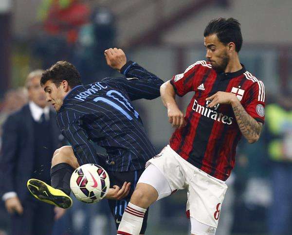 2015-04-19t201357z_213280237_gf10000065729_rtrmadp_3_soccer-italy_reuters