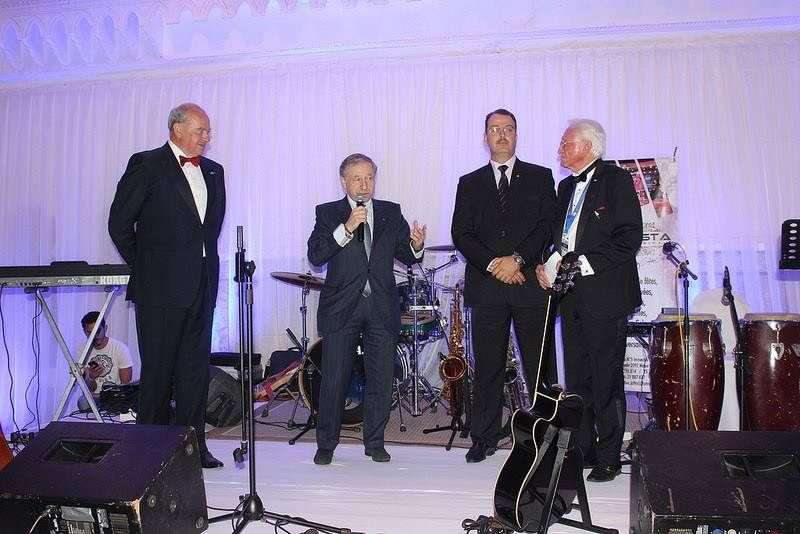 رئيس الاتحاد الدولي يلقي كلمة بحضور وزير الرساضة التونسي 