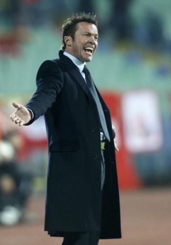 2011-03-262011-03-26t190422z_01_sof07_rtridsp_3_soccer-euro_reuters