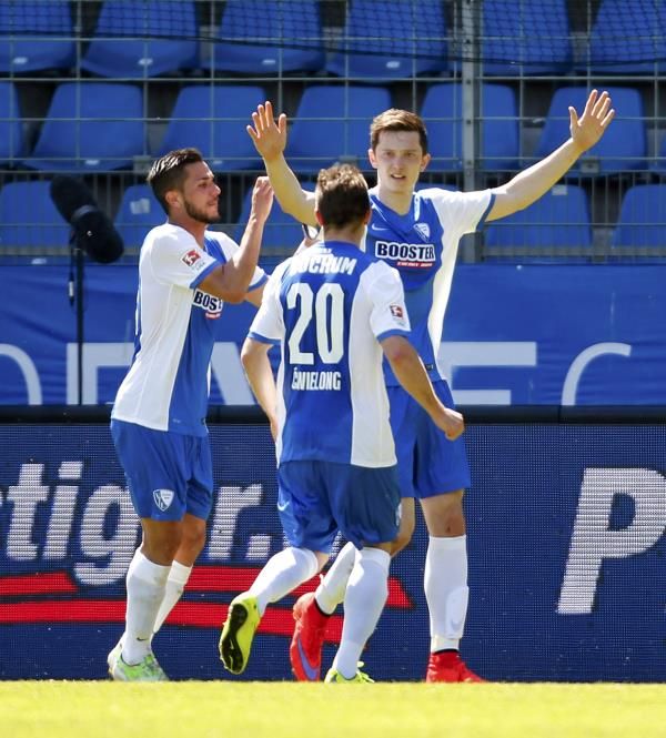 2015-05-10t123839z_521099710_lr2eb5a0z448a_rtrmadp_3_soccer-germany_reuters