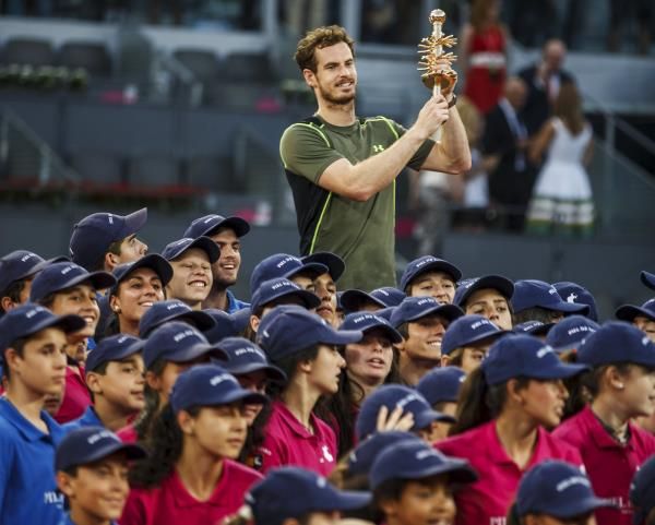 2015-05-10t194301z_263558354_gf10000090601_rtrmadp_3_tennis-madrid_reuters