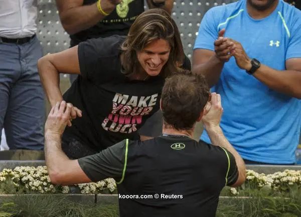 ?i=reuters%2f2015-05-10%2f2015-05-10t195447z_1652100487_gf10000090610_rtrmadp_3_tennis-madrid_reuters