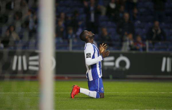2015-05-10t202621z_615214329_gf10000090634_rtrmadp_3_soccer-portugal_reuters