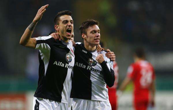 2013-12-04t212506z_1500039392_gm1e9c50exp01_rtrmadp_3_soccer-germany_reuters