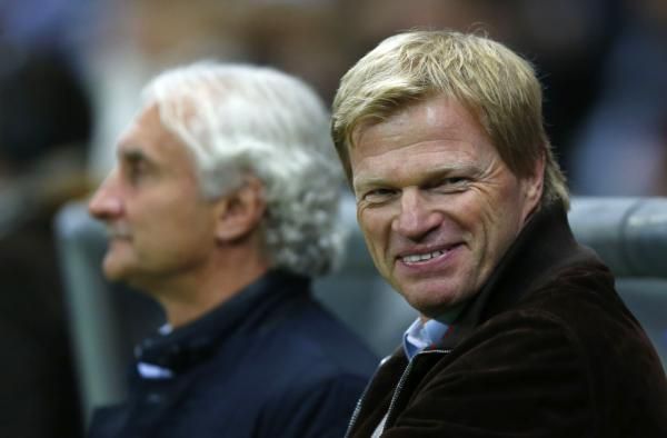 2012-10-14t164110z_844335449_gm1e8af01um01_rtrmadp_3_soccer-germany_reuters