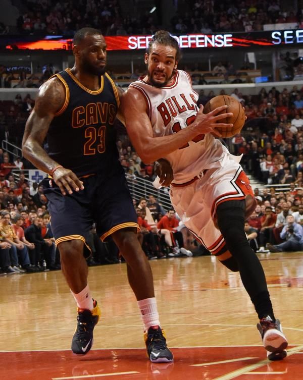 2015-05-15t030613z_437410370_nocid_rtrmadp_3_nba-playoffs-cleveland-cavaliers-at-chicago-bulls_reuters