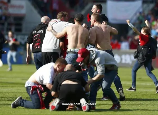 ?i=reuters%2f2015-05-17%2f2015-05-17t160229z_2081636919_lr2eb5h18ju5p_rtrmadp_3_soccer-germany_reuters