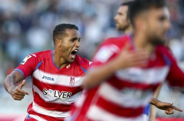  جانب من لقاء غرناطة وريال سوسييداد 