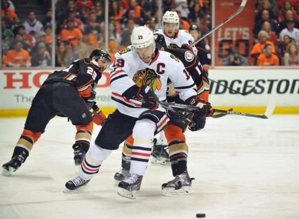 2015-05-17t234142z_1122801986_nocid_rtrmadp_3_nhl-stanley-cup-playoffs-chicago-blackhawks-at-anaheim-ducks_reuters