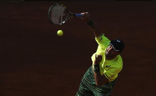 2015-05-06t172047z_1403752959_gf10000086068_rtrmadp_3_tennis-madrid_reuters