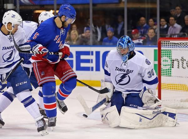 2015-05-19t033122z_1929410711_nocid_rtrmadp_3_nhl-stanley-cup-playoffs-tampa-bay-lightning-at-new-york-rangers_reuters