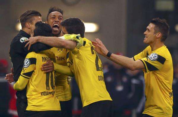 2015-04-28t222637z_1710299387_lr2eb4s1qc26v_rtrmadp_3_soccer-germany-cup_reuters