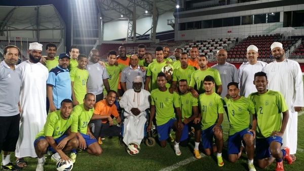 جماعية لفريق السيب مع ابرز مشجعيه