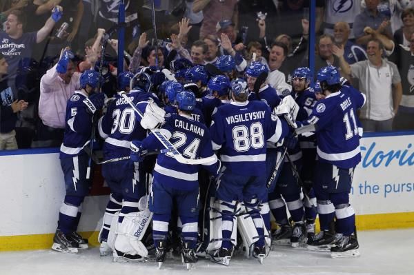 2015-05-21t034605z_1471307347_nocid_rtrmadp_3_nhl-stanley-cup-playoffs-new-york-rangers-at-tampa-bay-lightning_reuters