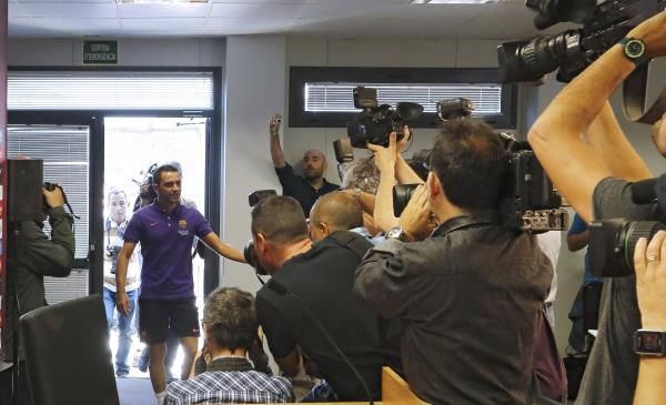 2015-05-21t132806z_2081250692_gf10000102694_rtrmadp_3_soccer-spain-xavi_reuters