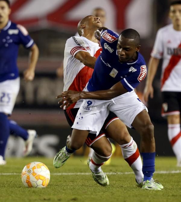 2015-05-22t014715z_1993535657_gf10000103525_rtrmadp_3_soccer-libertadores_reuters