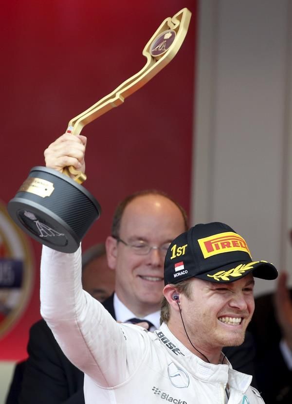 2015-05-24t144317z_1818338951_gf10000106306_rtrmadp_3_motor-racing-prix_reuters