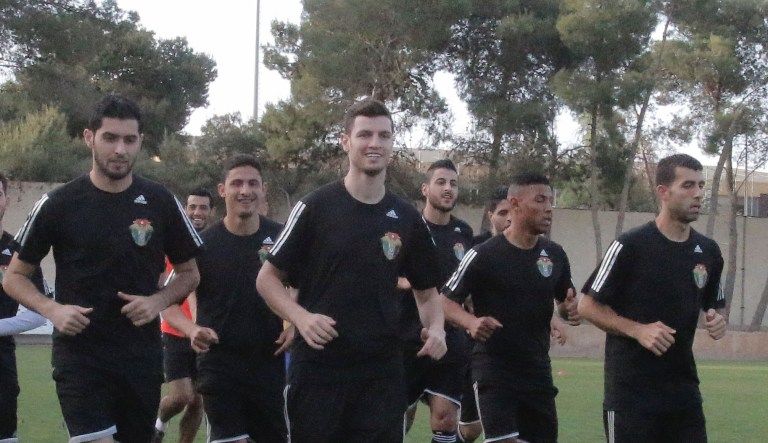 جانب من هرولة اللاعبين 