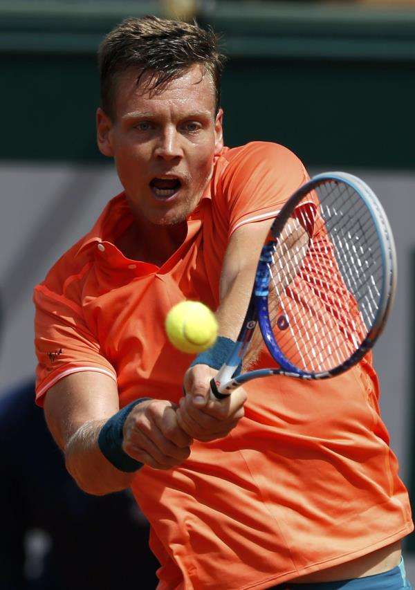 2015-05-25t105638z_88198860_lr2eb5p0ue4yk_rtrmadp_3_tennis-open_reuters