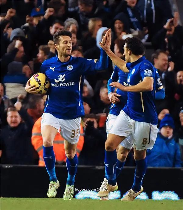 ?i=epa%2fsoccer%2f2015-01%2f2015-01-01%2f2015-01-01-04544518_epa