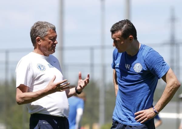 2015-05-25t192322z_36313942_gf10000107442_rtrmadp_3_soccer-europa-dnipro_reuters