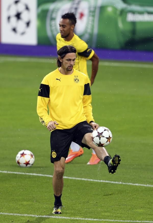 2014-09-30t191241z_2065746250_gm1eaa108t401_rtrmadp_3_soccer-champions_reuters