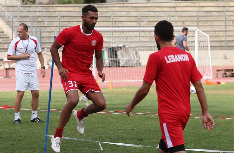 العمري في تدريبات منتخب لبنان الأربعاء