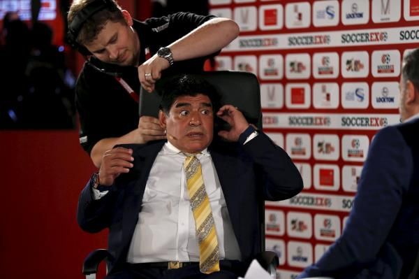 2015-05-04t193027z_1962911270_gf10000084058_rtrmadp_3_soccer-asia-forum-maradona_reuters