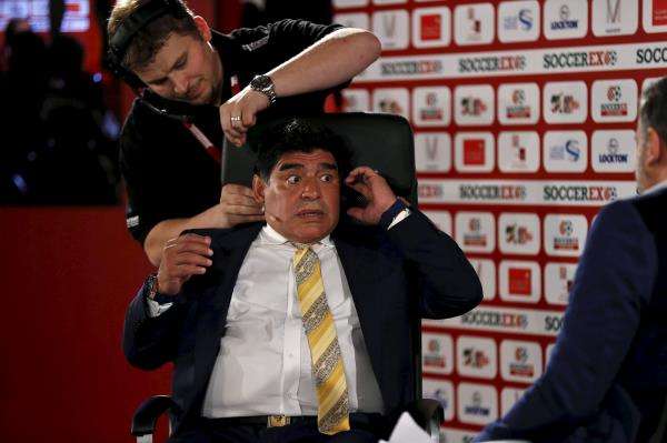 2015-05-04t193027z_1962911270_gf10000084058_rtrmadp_3_soccer-asia-forum-maradona_reuters