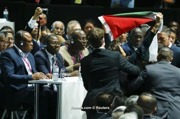 ?i=reuters%2f2015-05-29%2f2015-05-29t081033z_1536070610_lr2eb5t0mpbcg_rtrmadp_3_soccer-fifa_reuters